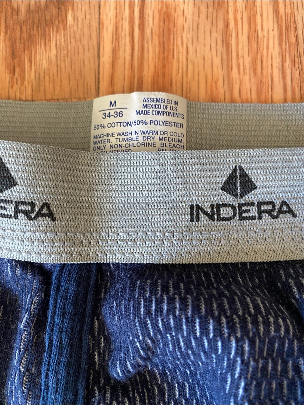 Men’s Indera Thermal Longjohns - Medium White and Navy Base Layer - Picture 2 of 10